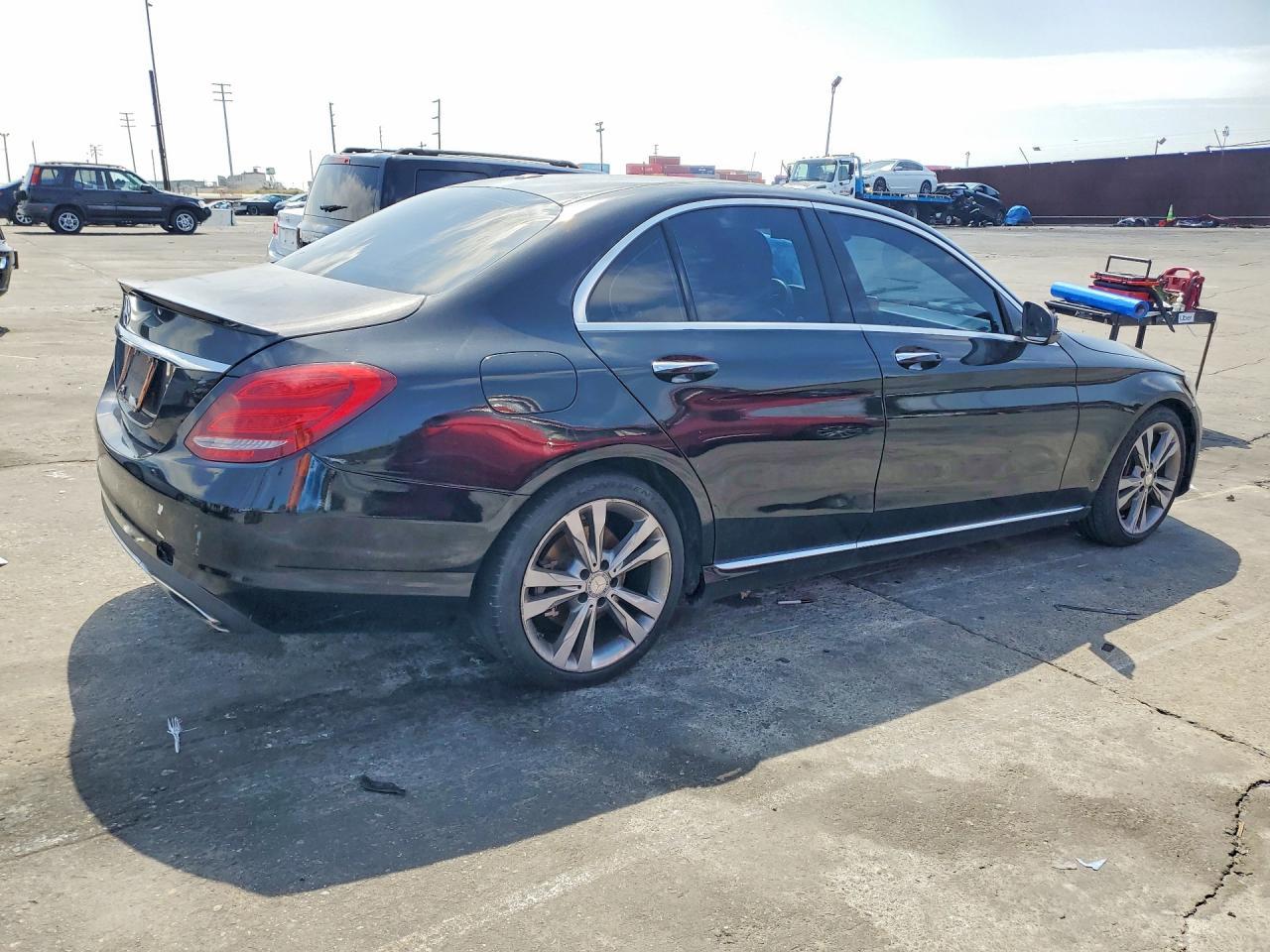 2015 Mercedes-Benz C 300 - Фото 3