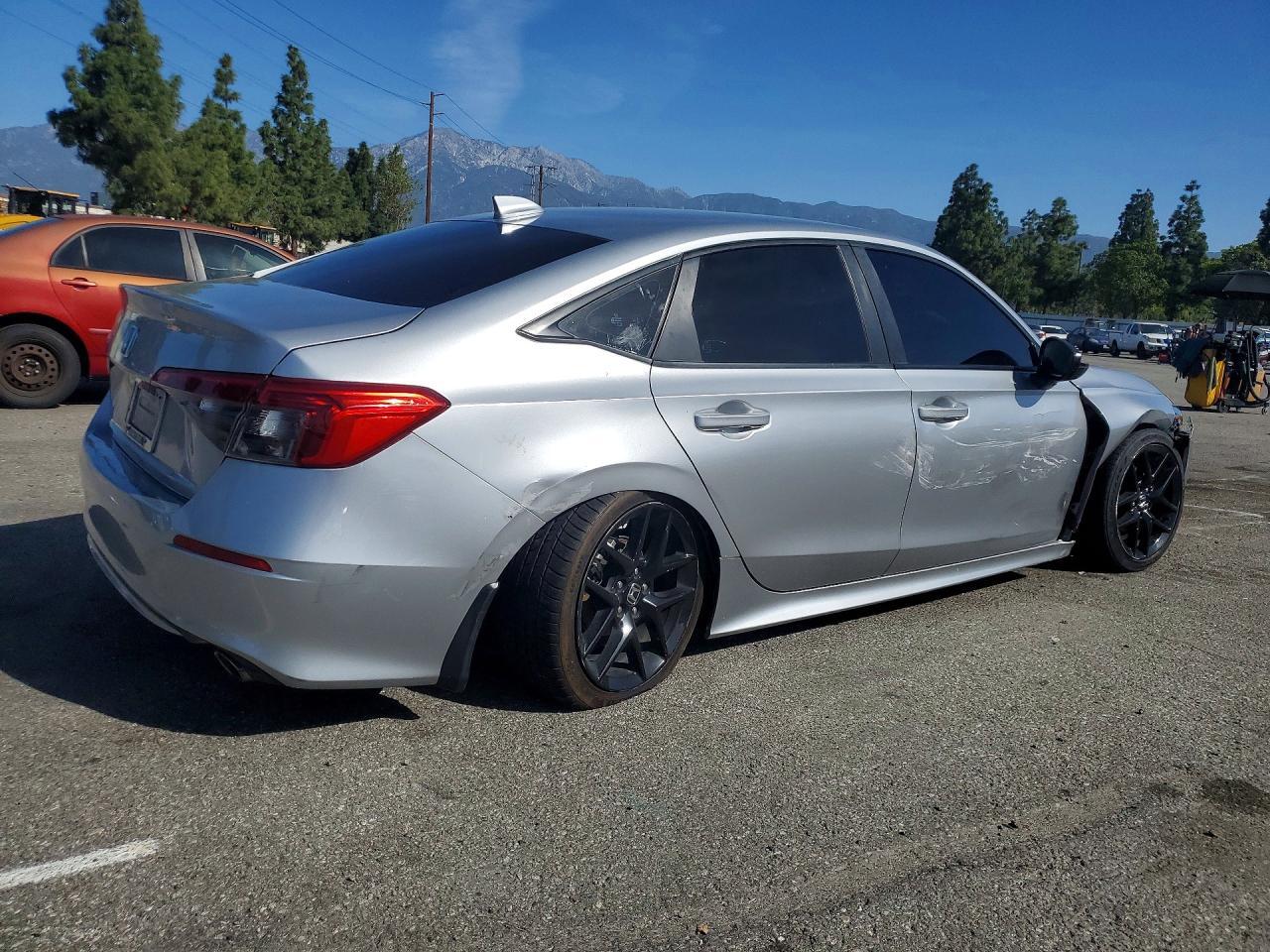 2023 Honda Civic Sport - Image 3