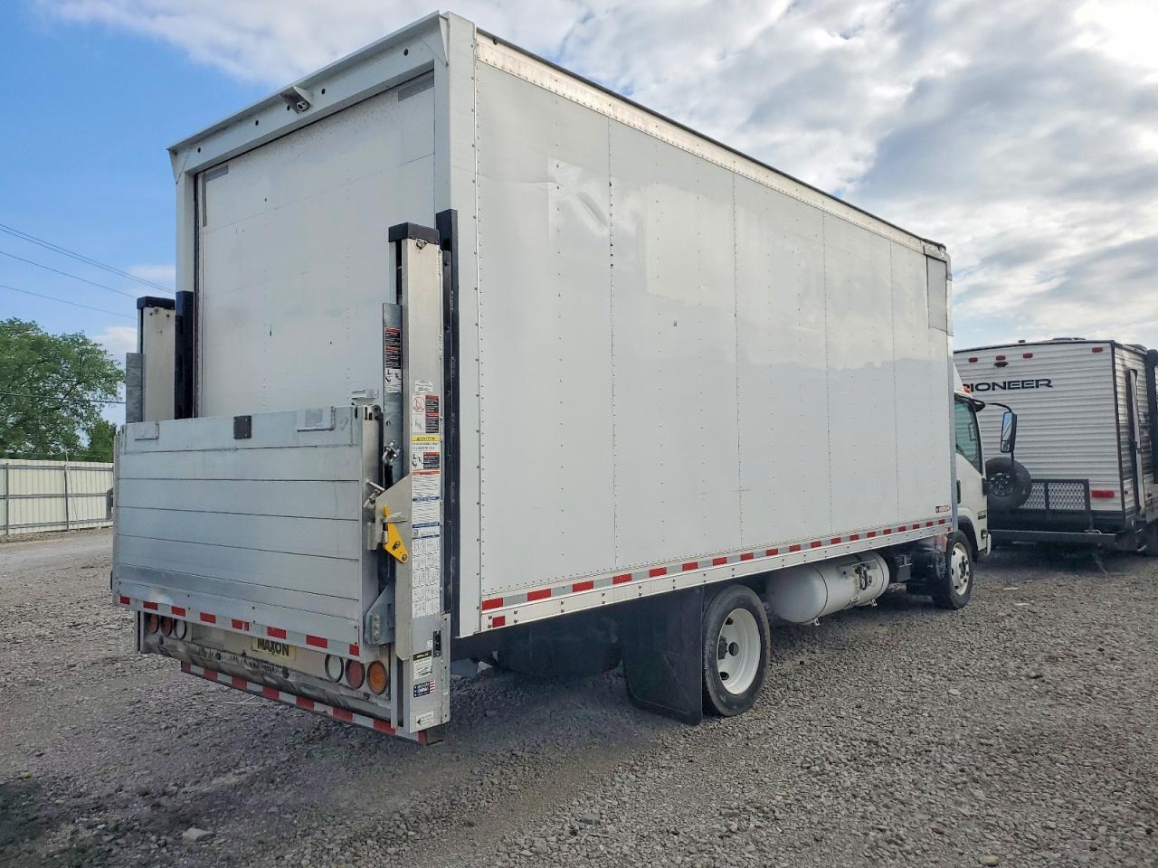 2021 Isuzu Npr Hd Delivery Truck - Фото 4
