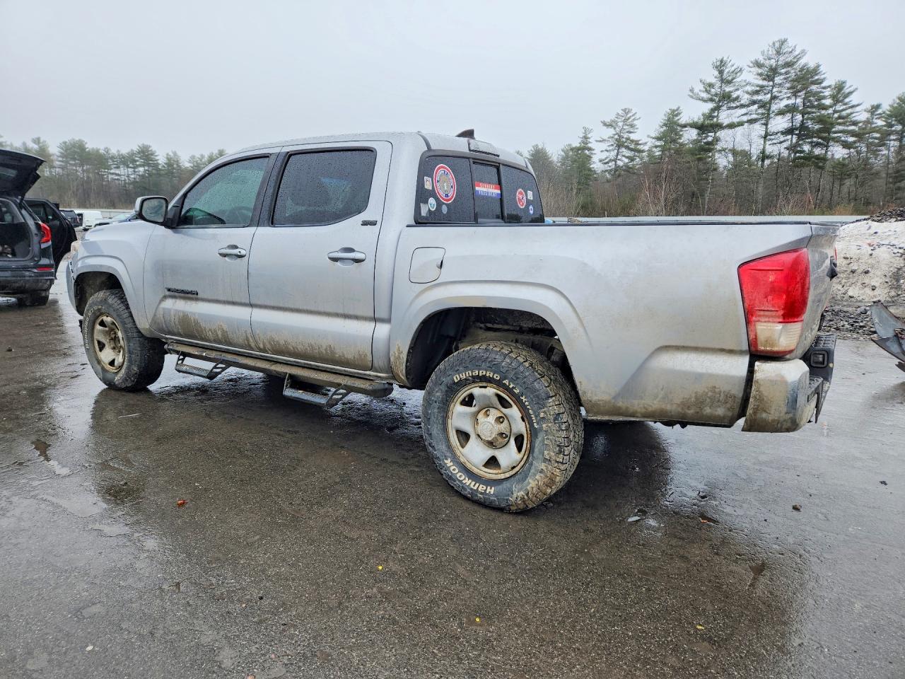 2017 Toyota Tacoma Sr5 - Фото 2