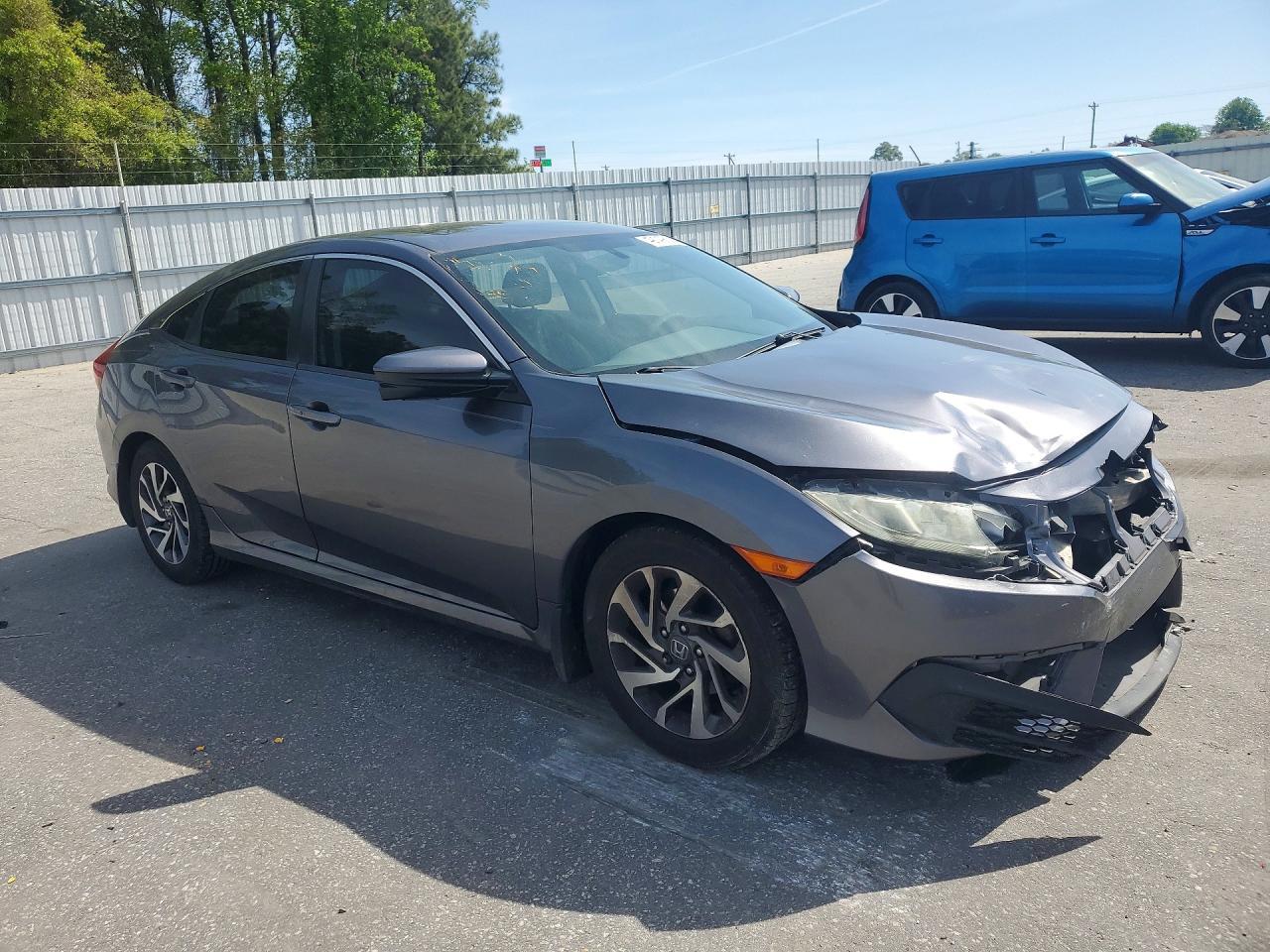 2017 Honda Civic Ex - Image 4