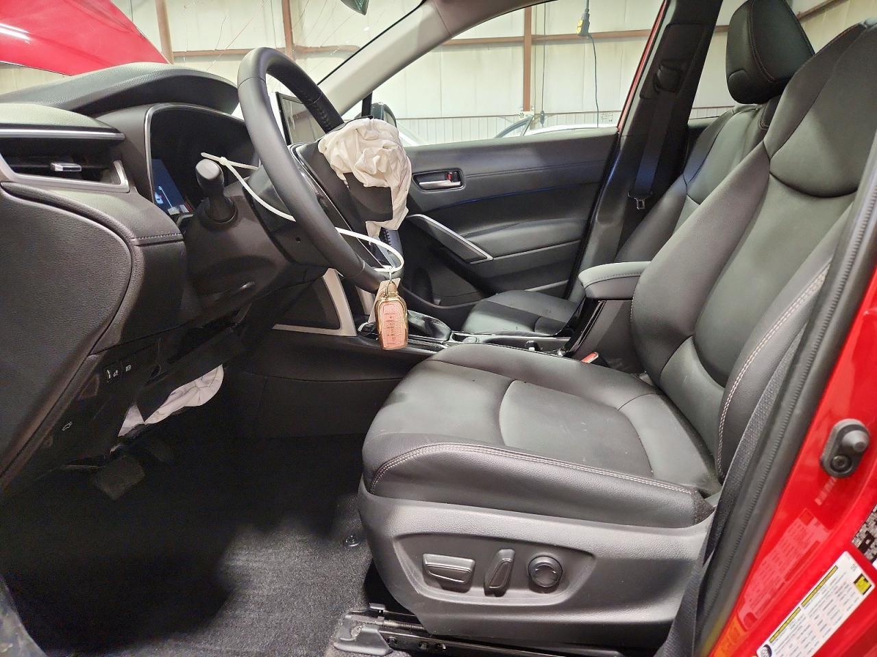 2025 Toyota Corolla Cross Xle - Фото 7