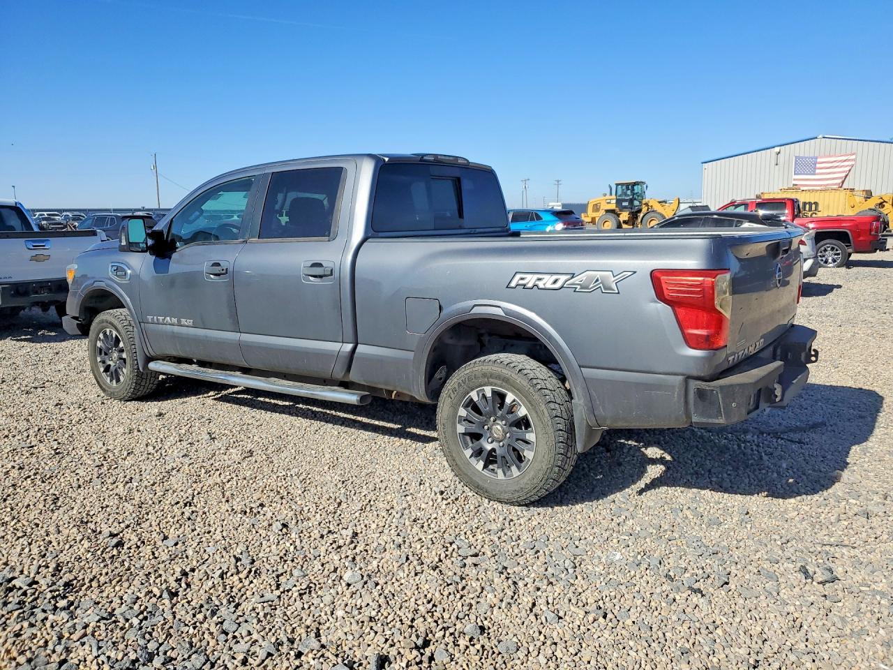 2019 Nissan Titan Xd Pro-4X - Image 2