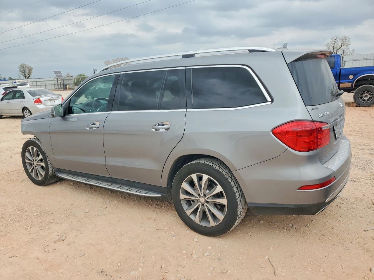 2014 Mercedes-Benz Gl 450 4Matic - Image 2