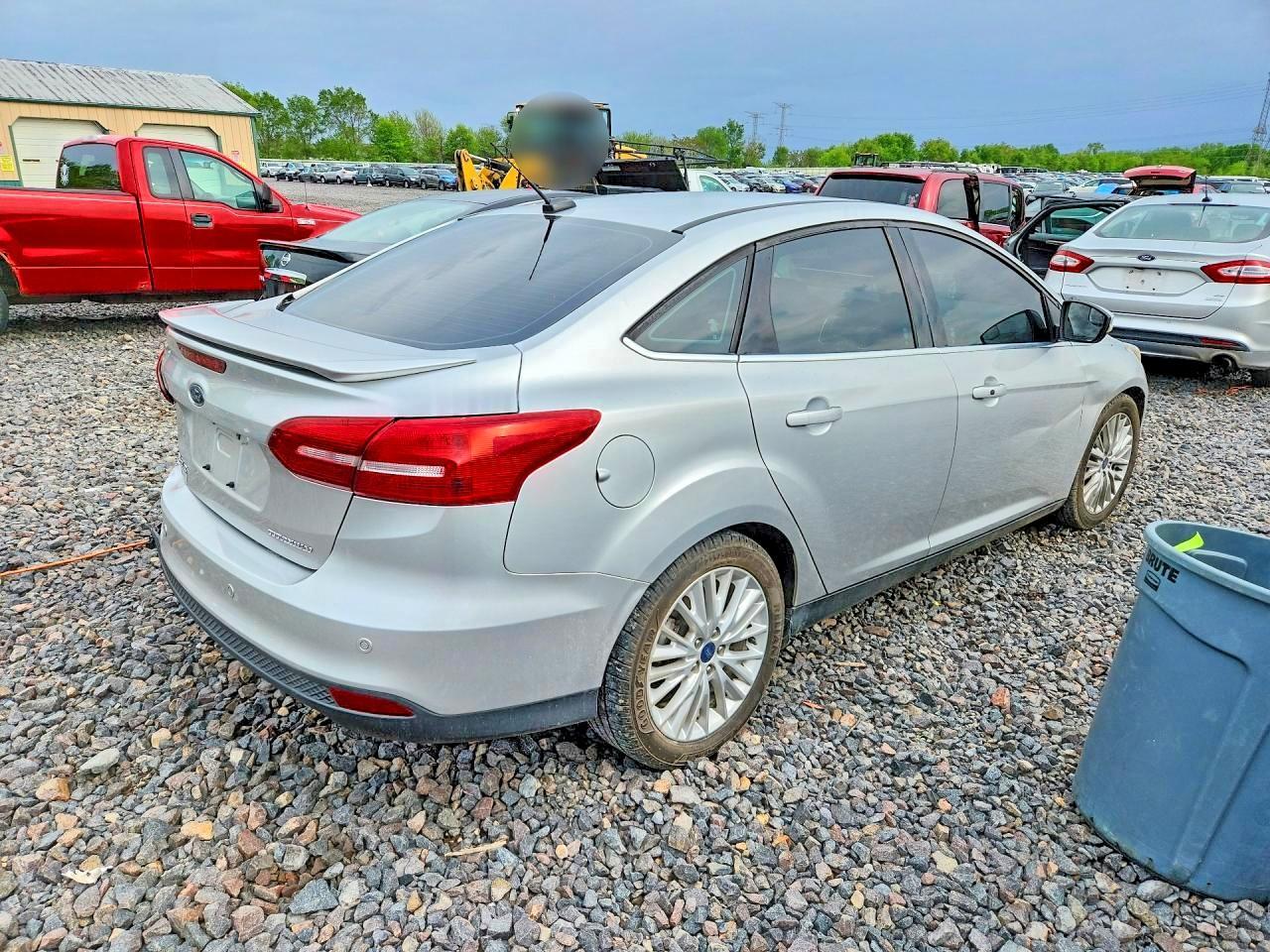 2017 Ford Focus Titanium - Image 3