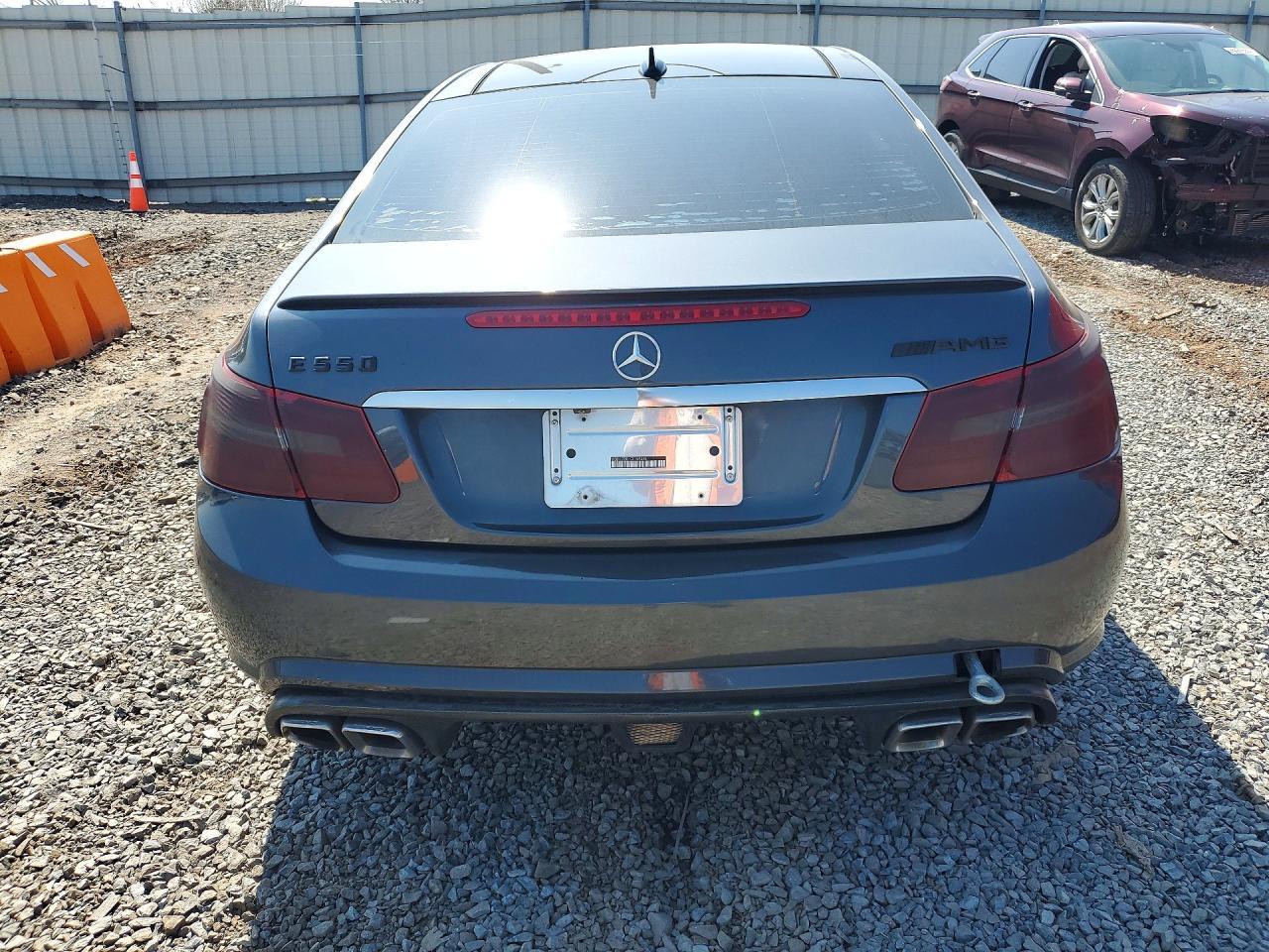 2012 Mercedes-Benz E 550 - Image 6
