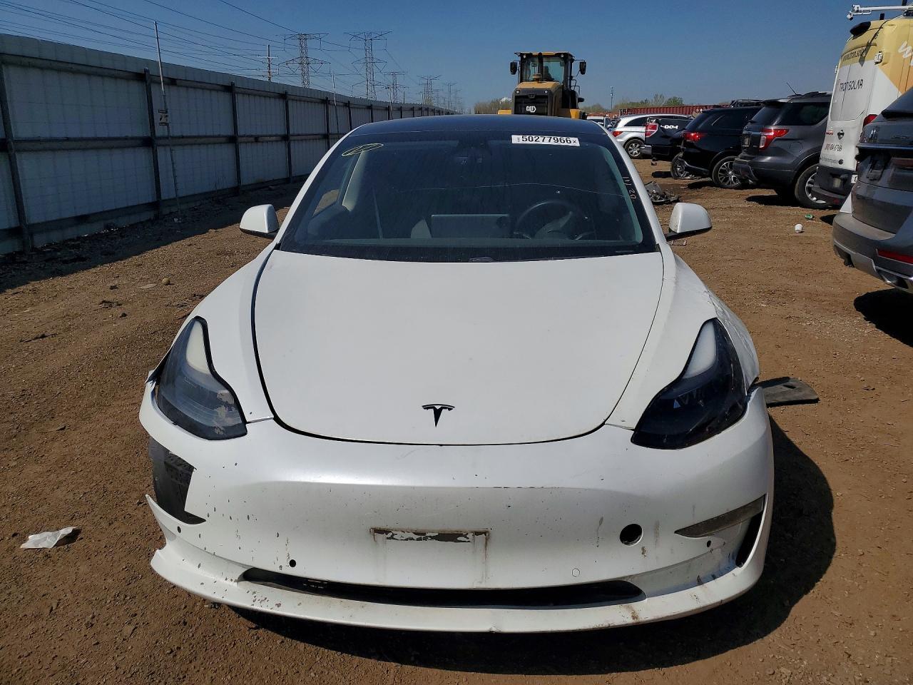 2021 Tesla Model 3 - Фото 5
