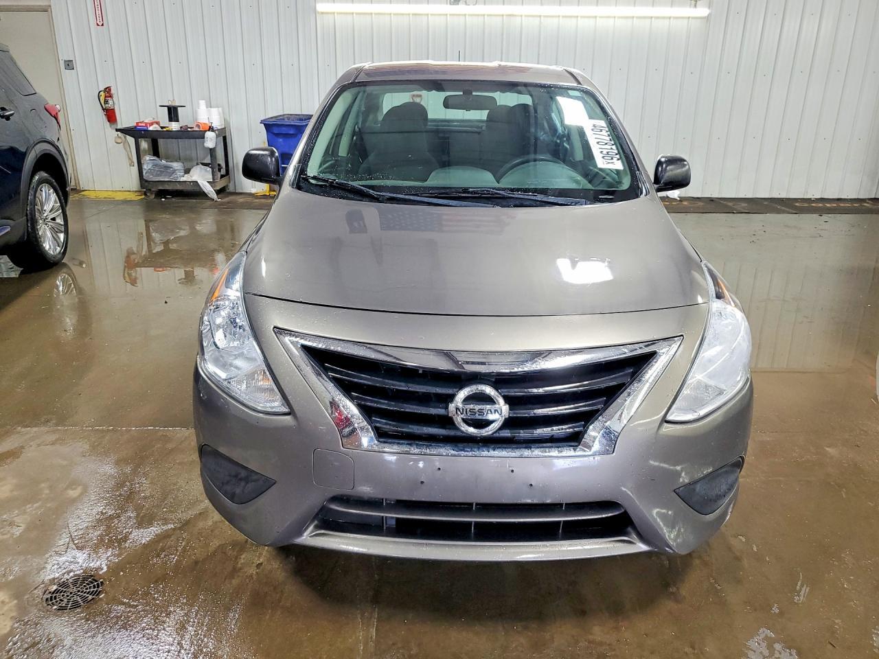 2015 Nissan Versa 1.6 S Plus - Фото 5