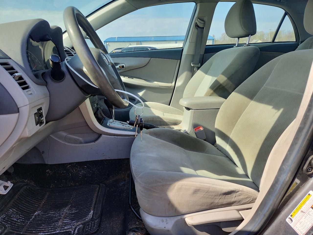 2010 Toyota Corolla Le - Image 7