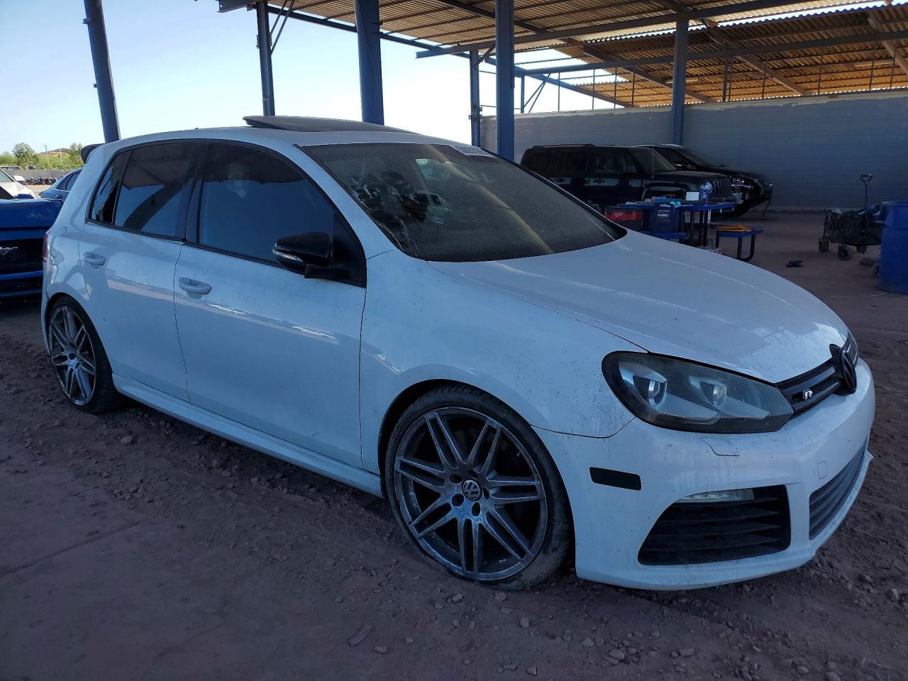 2012 Volkswagen Golf R - Image 4