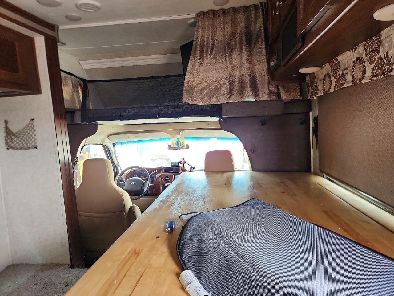 2019 Ford Econoline E450 Super Duty Cutaway Van - Фото 5