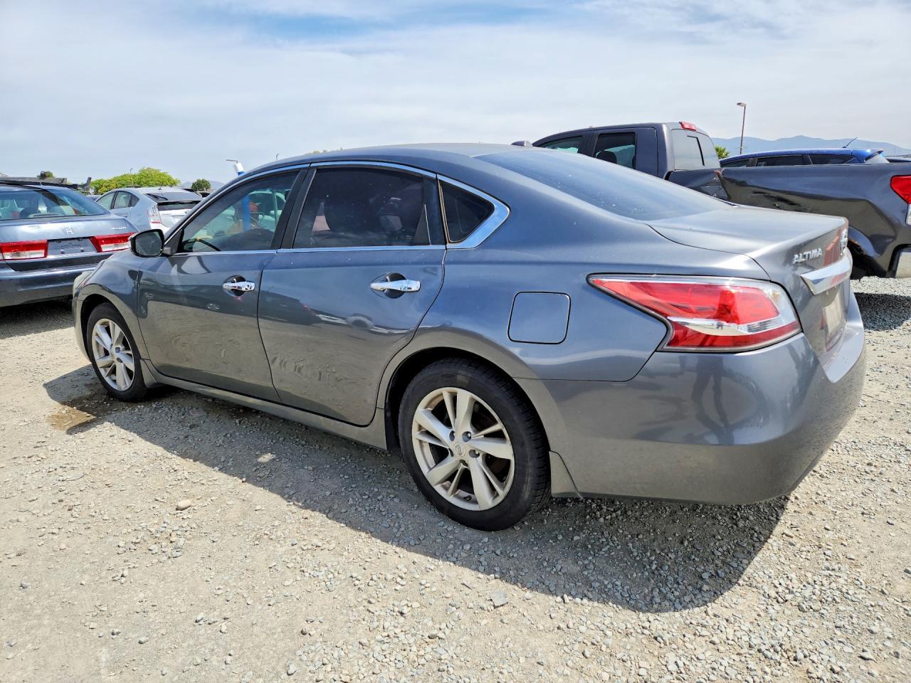 2015 Nissan Altima 2.5 Sl - Image 2