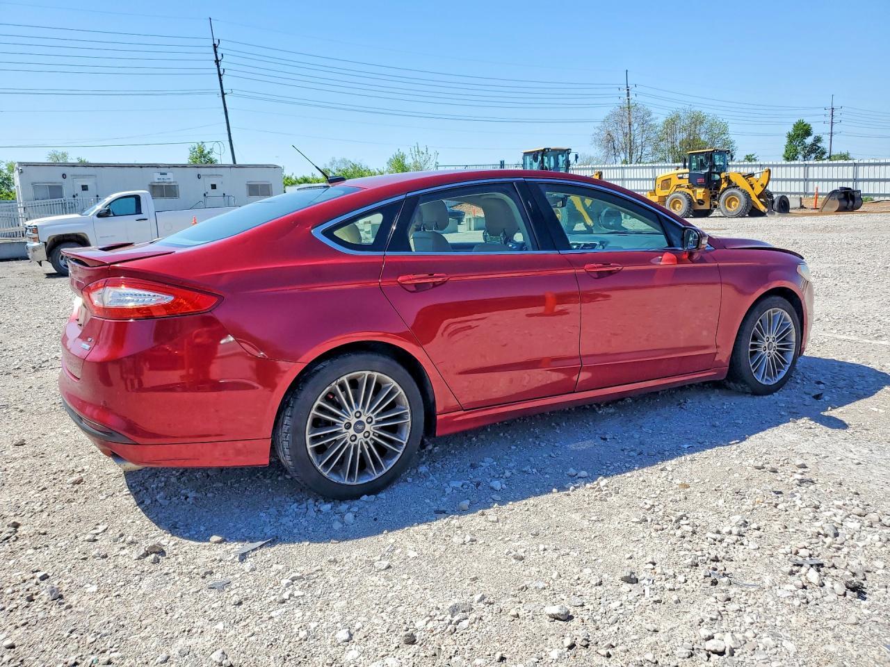 2014 Ford Fusion Se - Фото 3