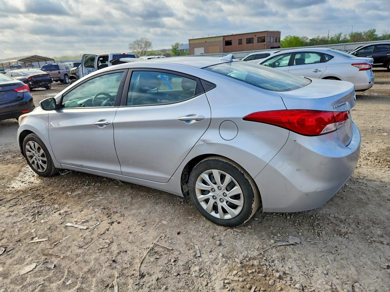 2012 Hyundai Elantra Gls - Фото 2