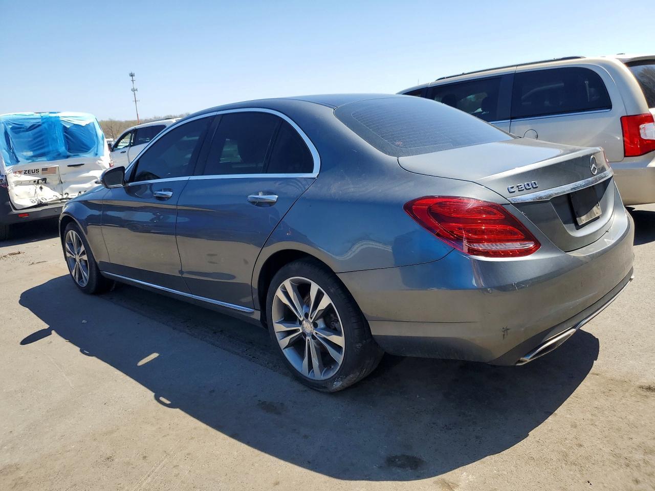 2017 Mercedes-Benz C 300 4Matic - Фото 2
