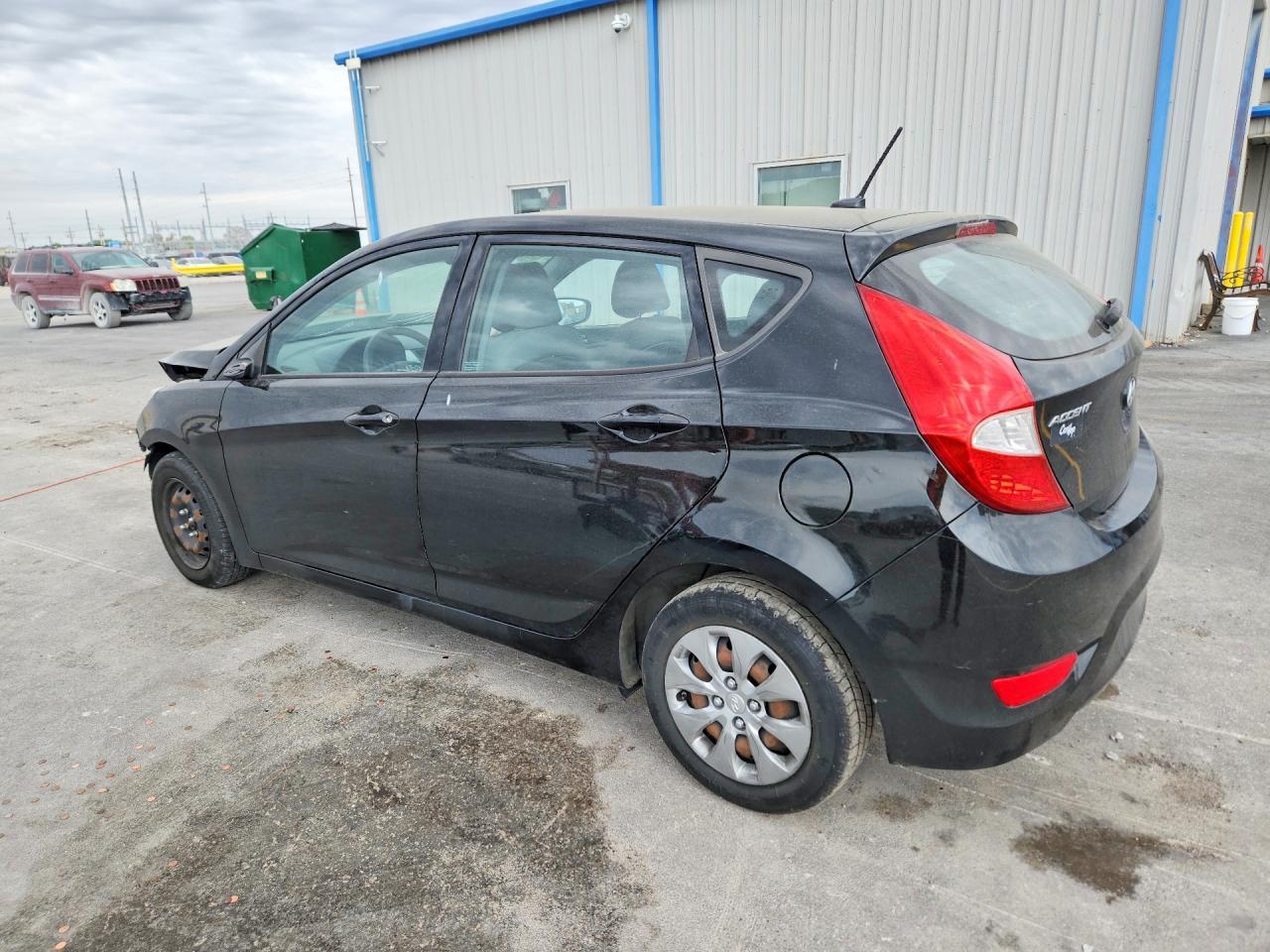 2017 Hyundai Accent Se - Image 2