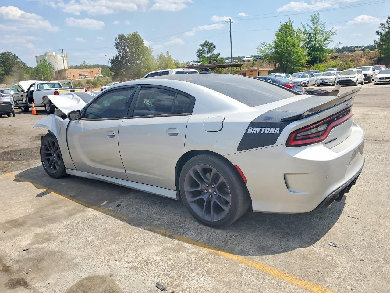 2020 Dodge Charger R - Фото 2