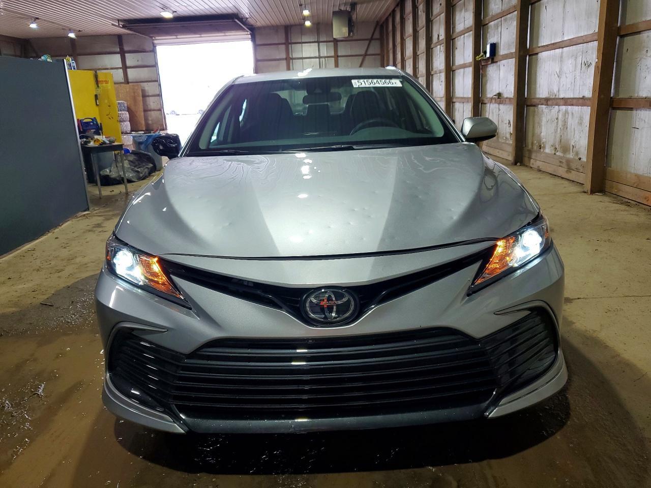 2024 Toyota Camry Le - Image 5