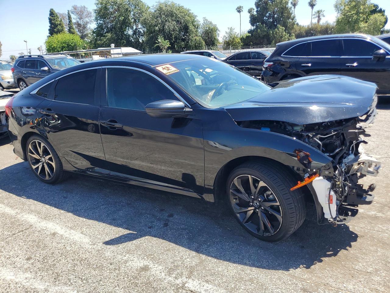 2019 Honda Civic Sport - Image 4