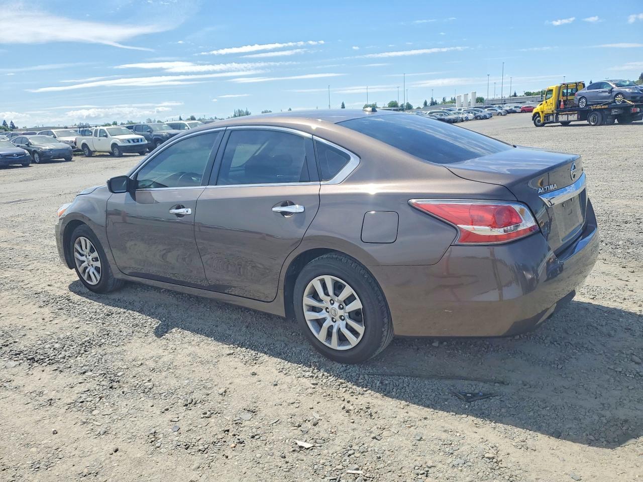 2015 Nissan Altima 2.5 S - Image 2