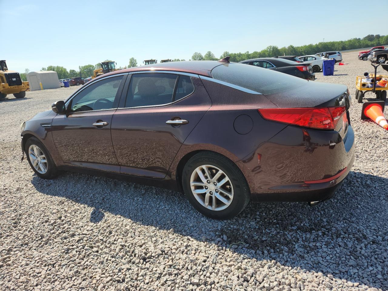 2012 Kia Optima - Image 2