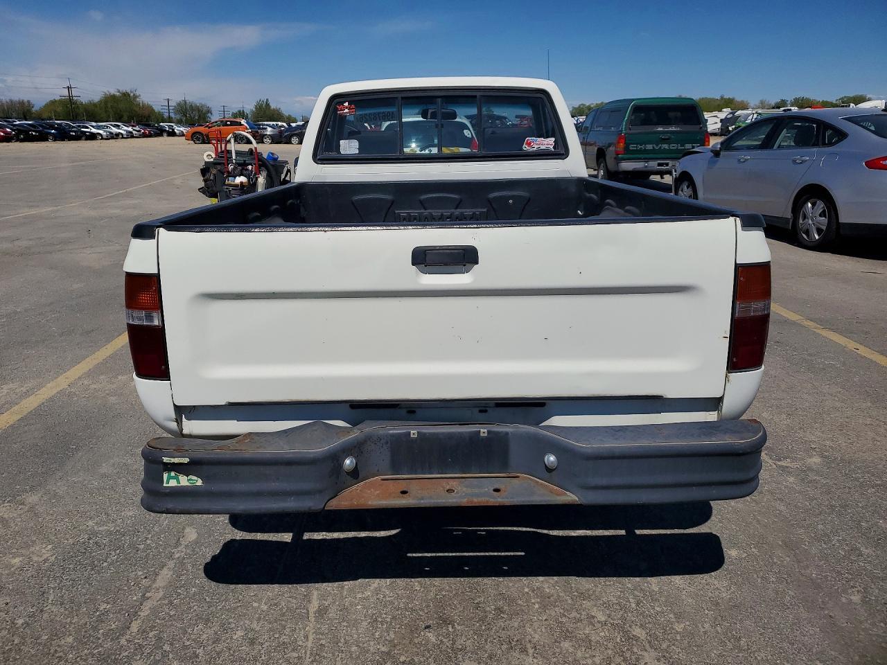 1992 Toyota Pickup Base - Image 6