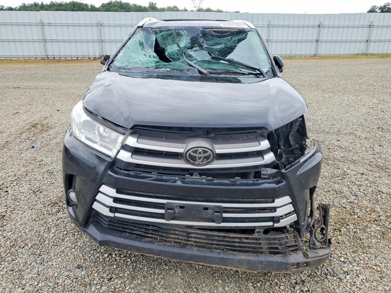 2018 Toyota Highlander Xle - Фото 5