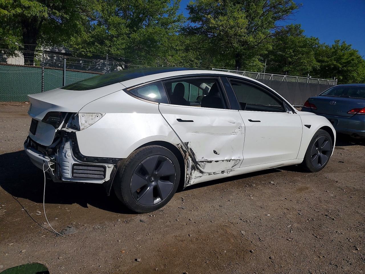 2023 Tesla Model 3 - Image 3