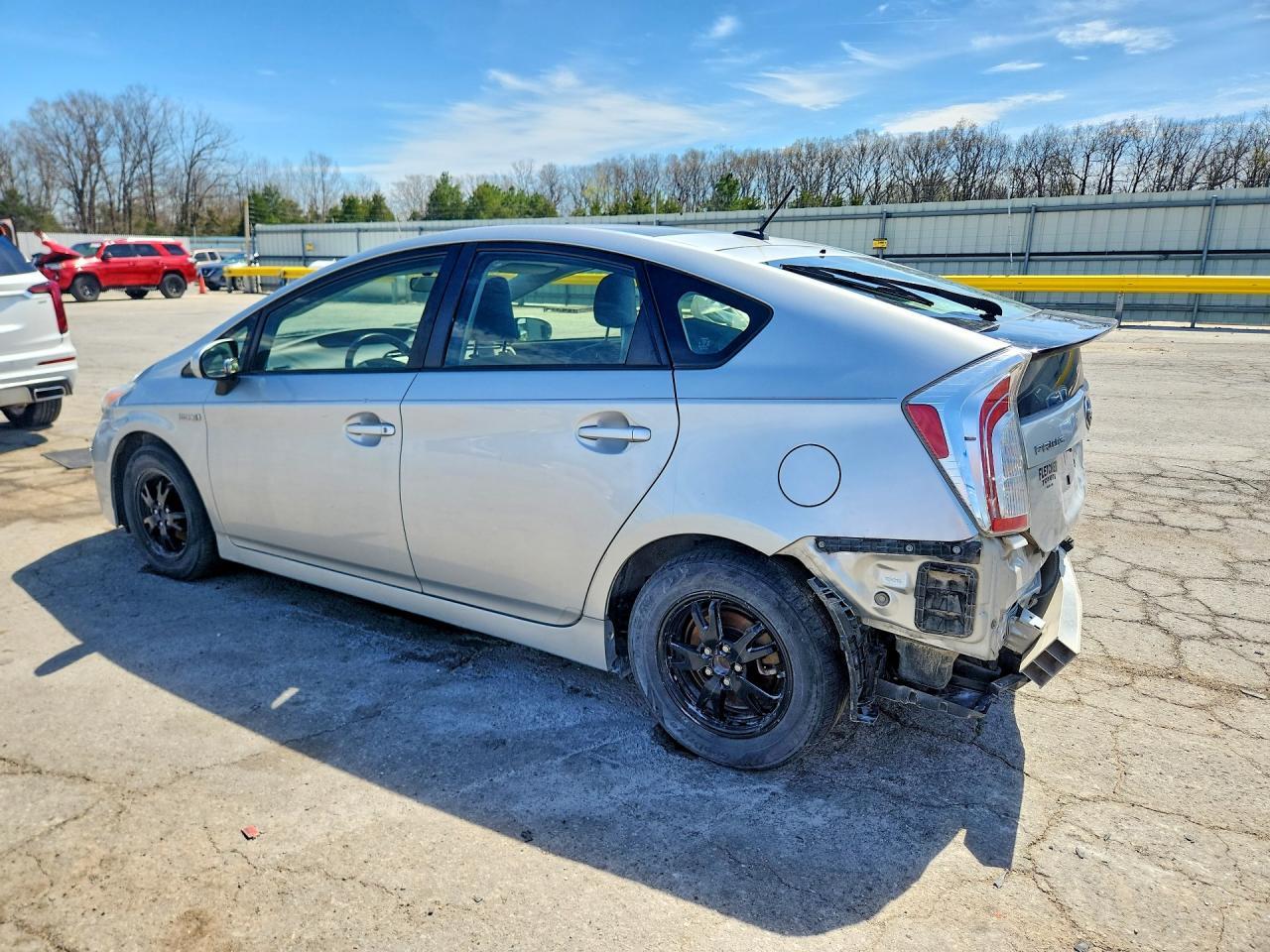 2012 Toyota Prius Three - Фото 2