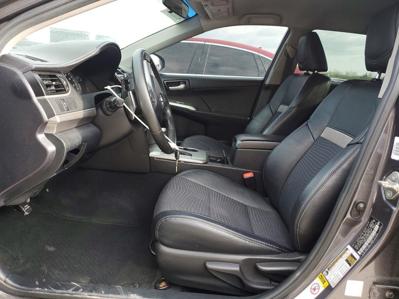 2014 Toyota Camry Se - Image 7