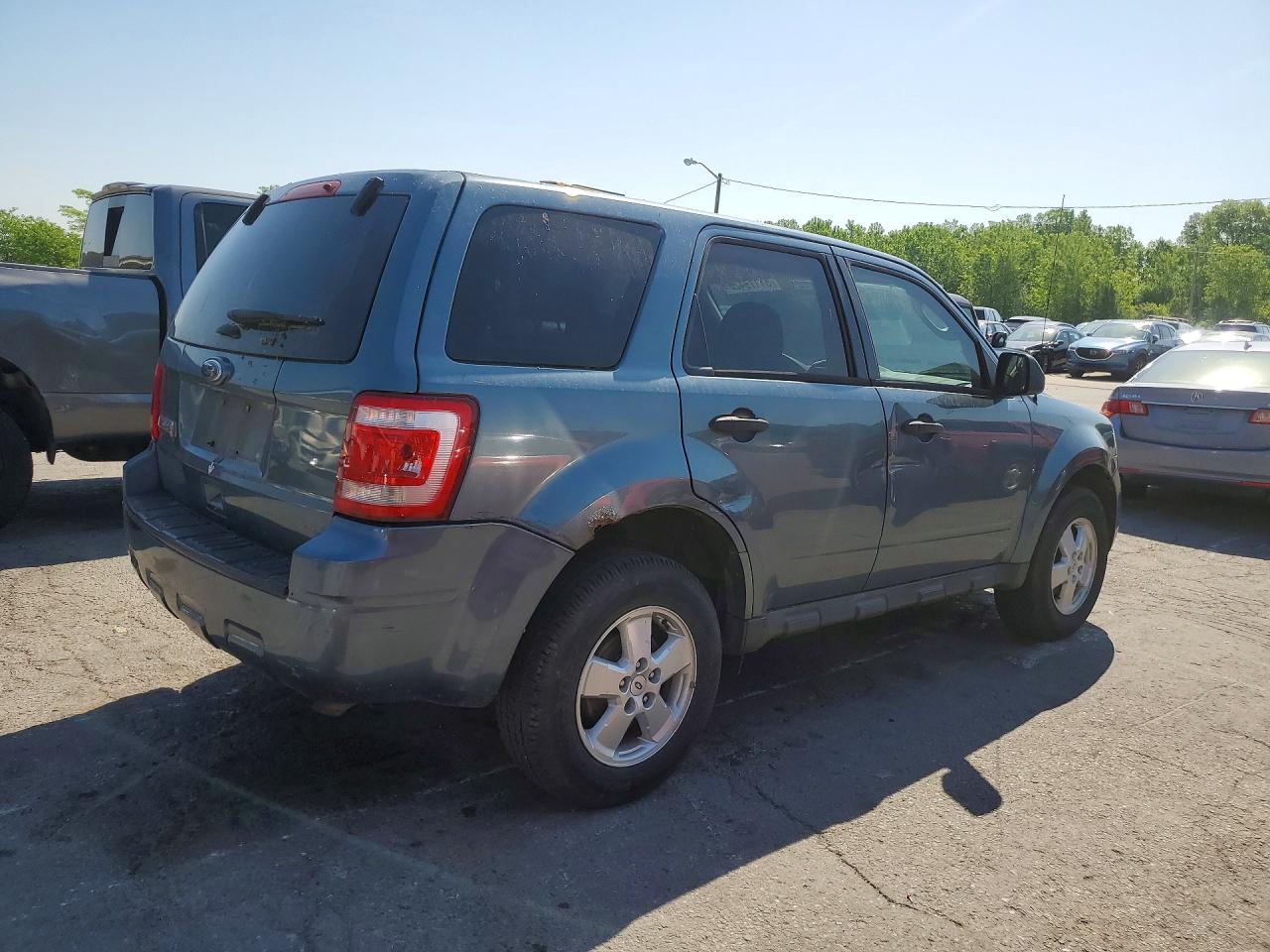 2012 Ford Escape Xls - Фото 3
