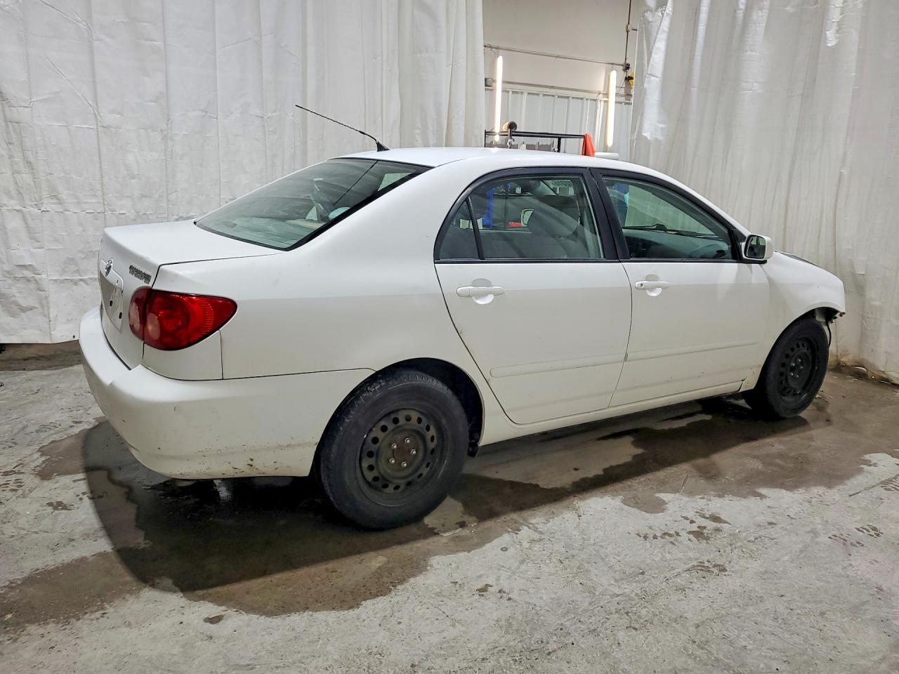 2007 Toyota Corolla Le - Image 3