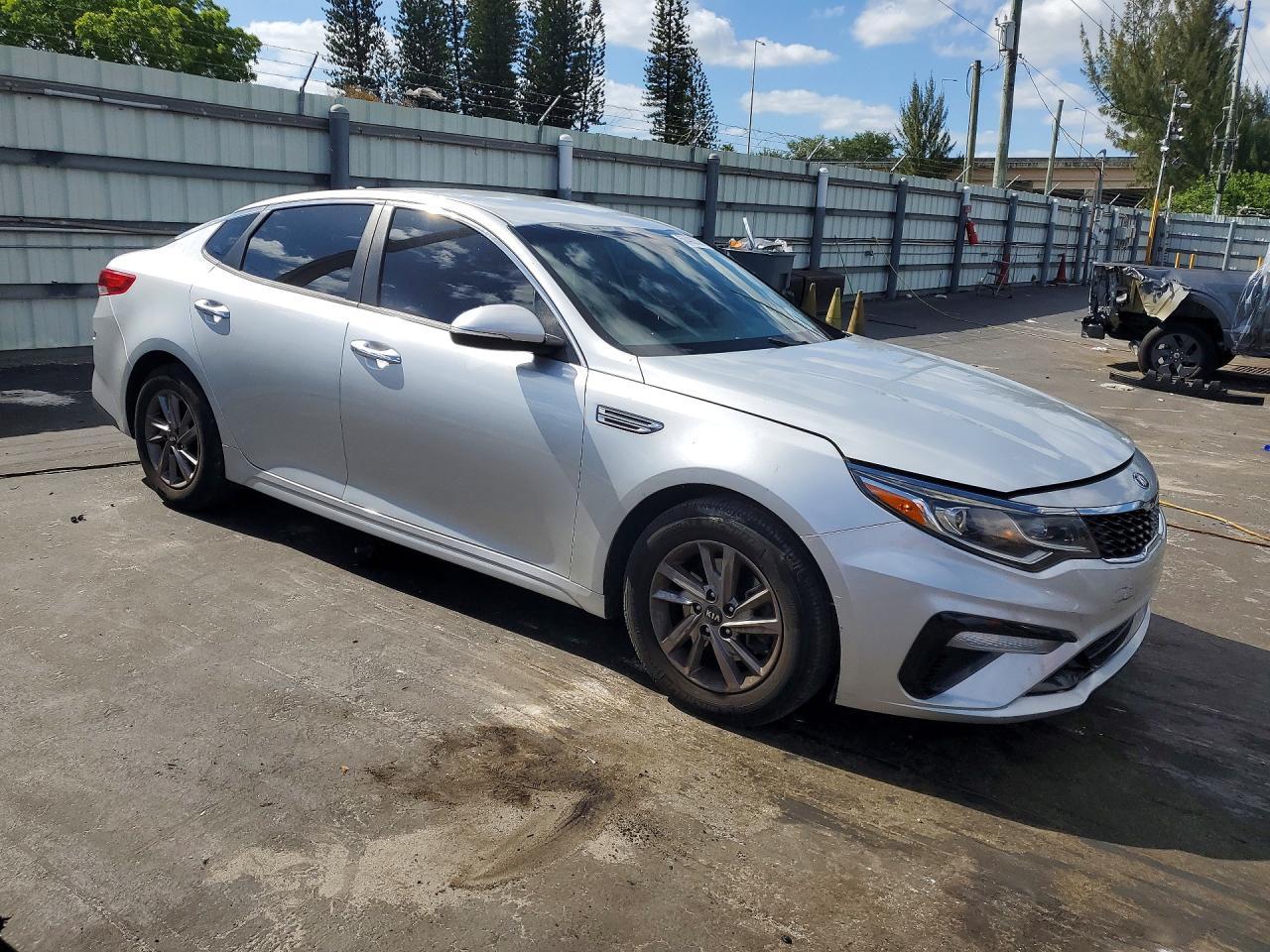 2020 Kia Optima Lx - Фото 4