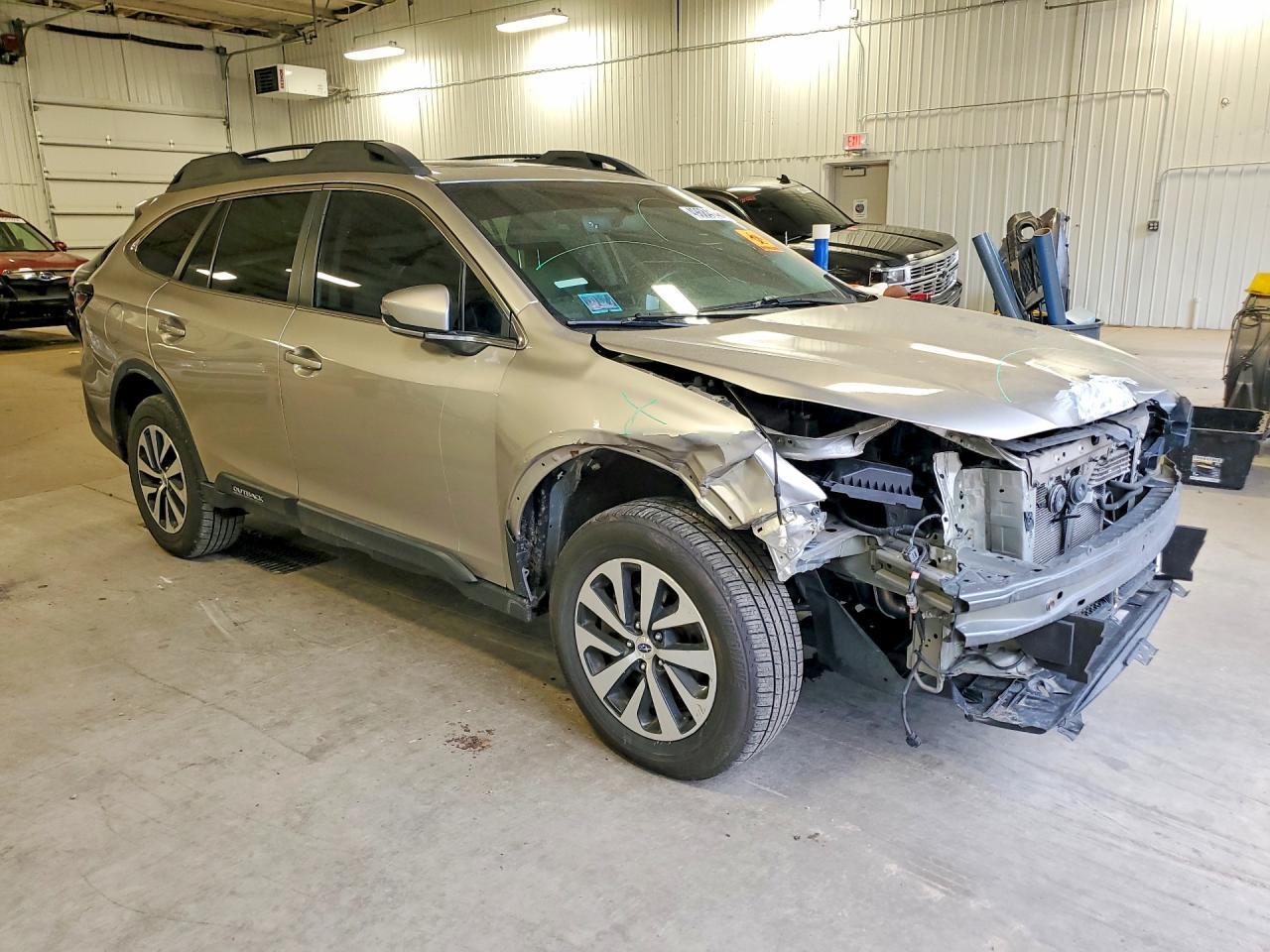 2020 Subaru Outback Premium - Фото 4