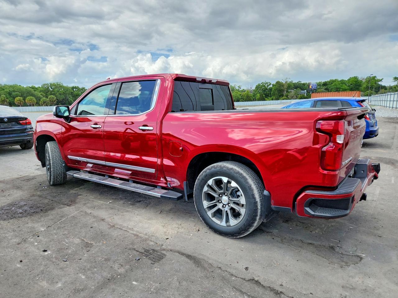 2024 Chevrolet Silverado K1500 High Country - Фото 2