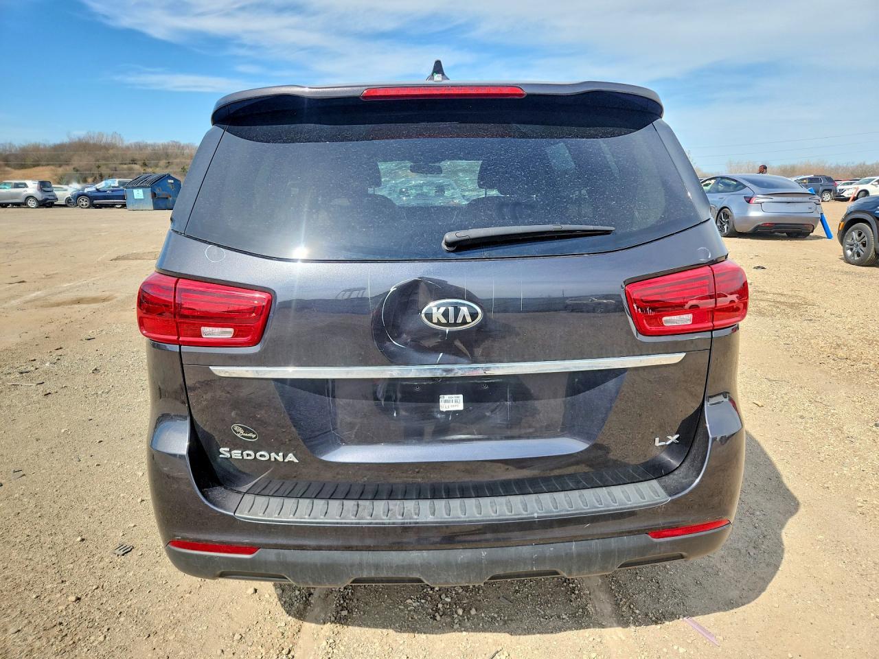 2021 Kia Sedona Lx - Image 6
