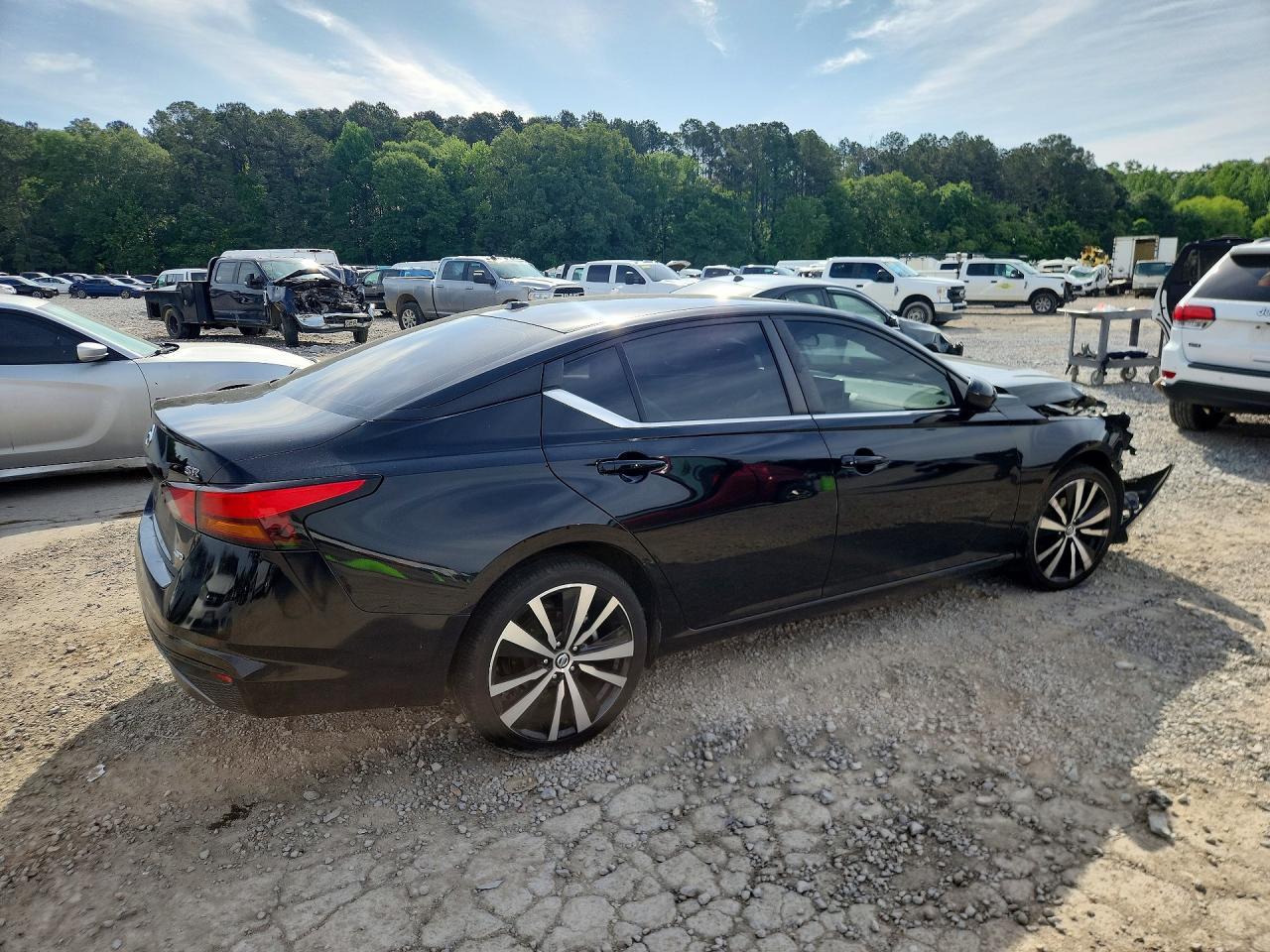 2021 Nissan Altima Sr - Image 3