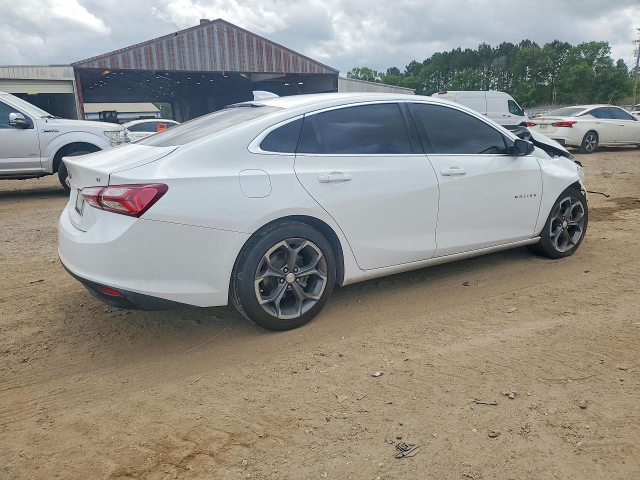 2021 Chevrolet Malibu Lt - Фото 3