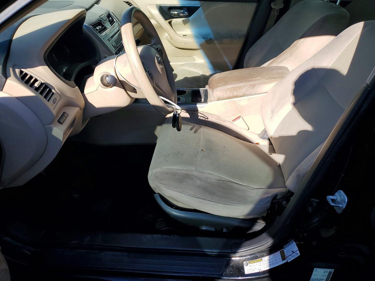 2015 Nissan Altima 2.5 S - Фото 7