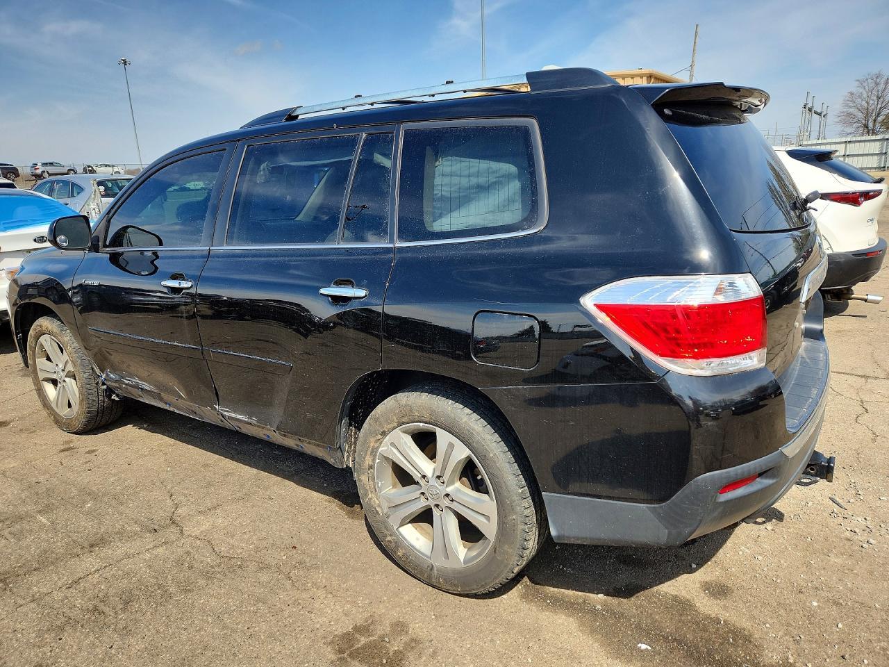 2013 Toyota Highlander Limited - Фото 2