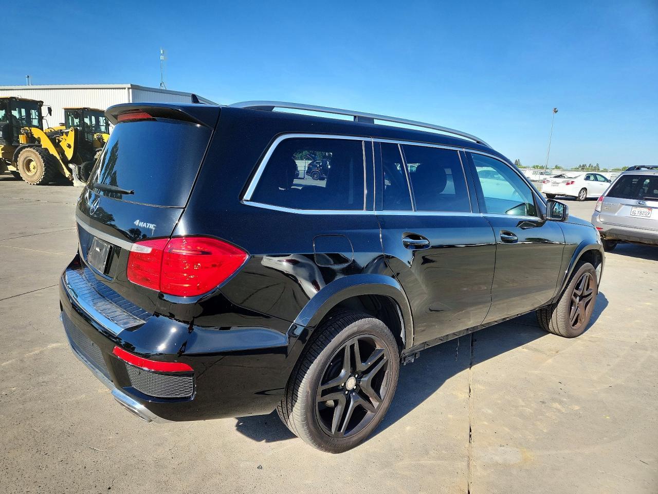 2015 Mercedes-Benz Gl 550 4Matic - Фото 3