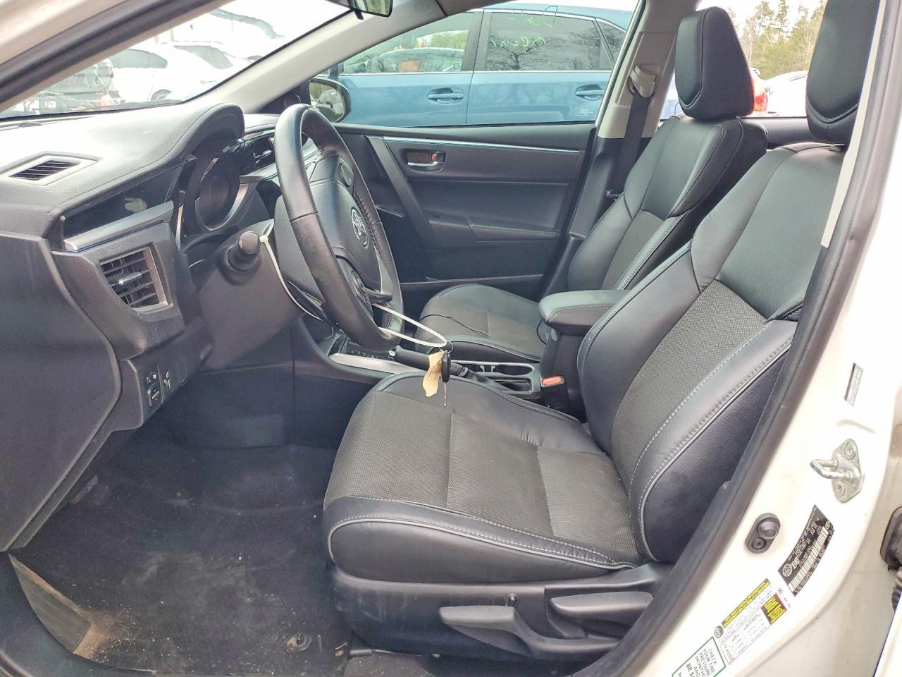 2015 Toyota Corolla L - Фото 7