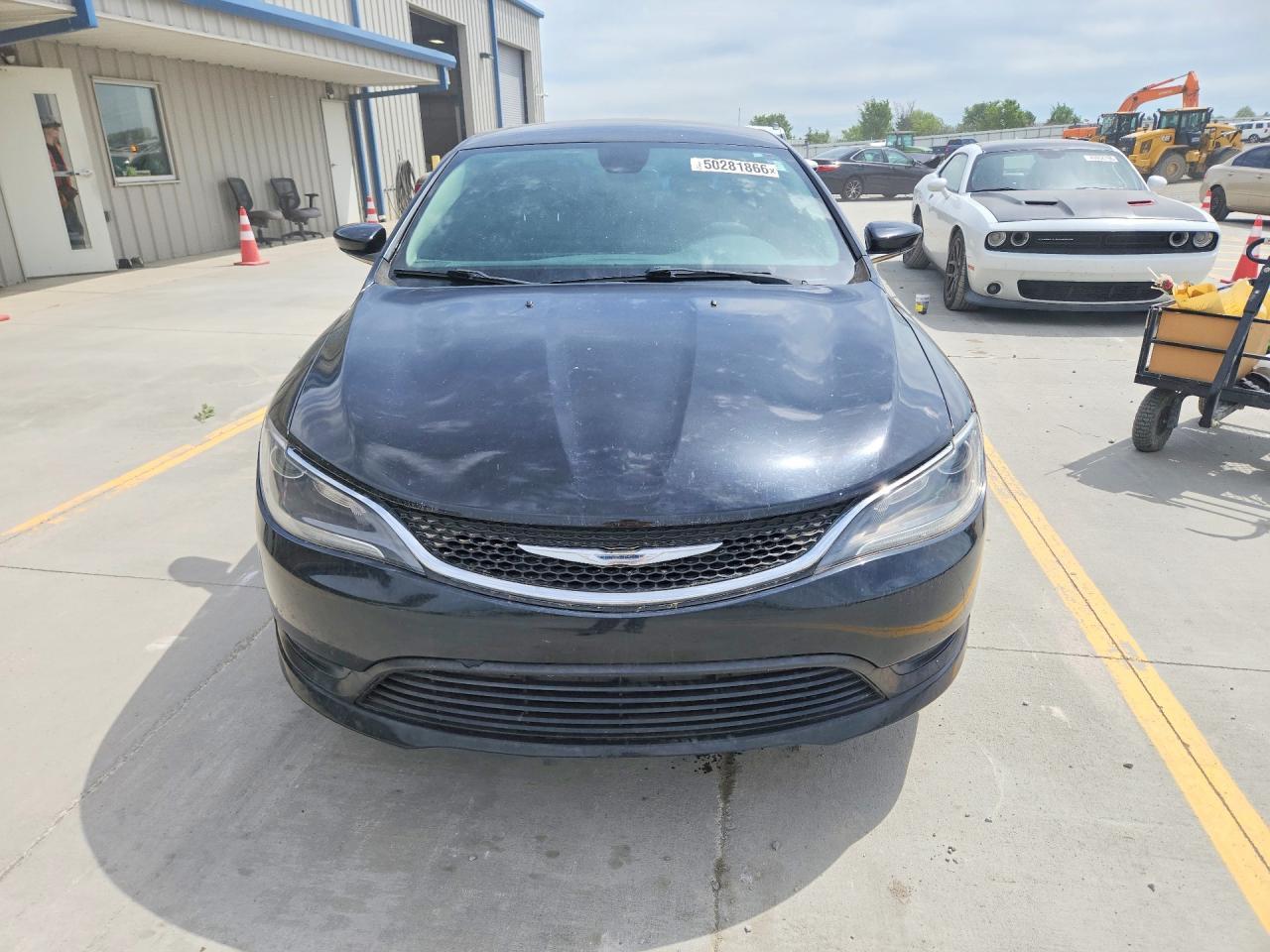 2016 Chrysler 200 Lx - Image 5