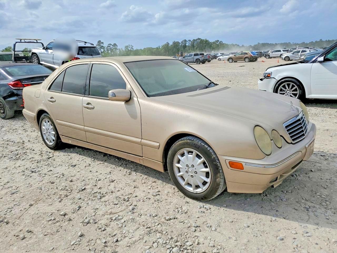 2000 Mercedes-Benz E 320 - Image 4
