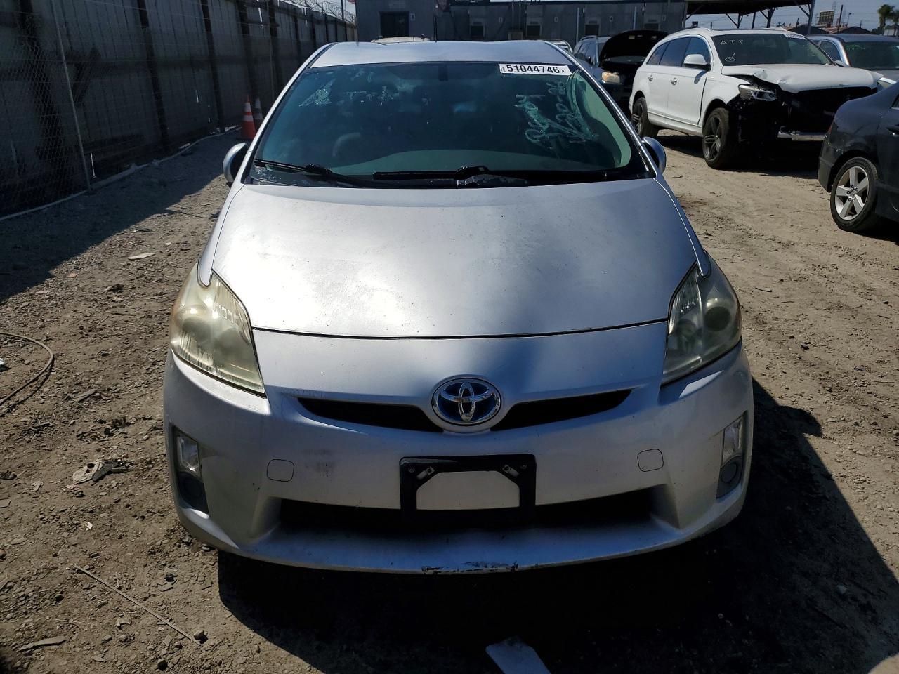 2011 Toyota Prius Four - Image 5