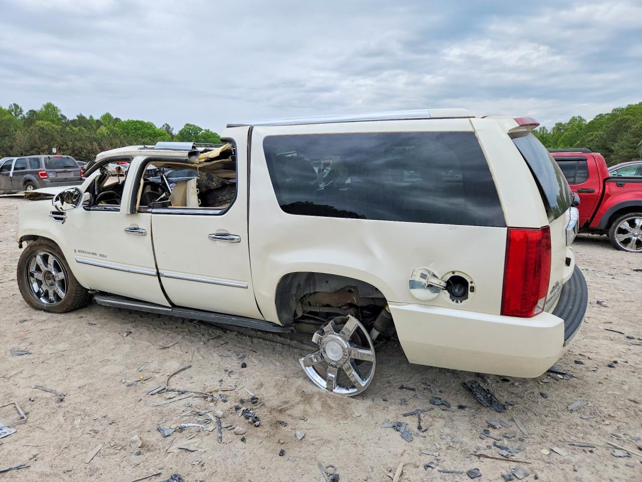 2007 Cadillac Escalade Esv - Image 2
