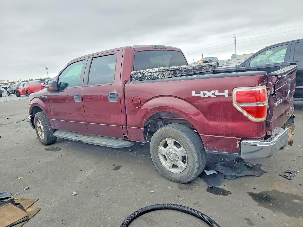 2010 Ford F150 Supercrew - Image 2