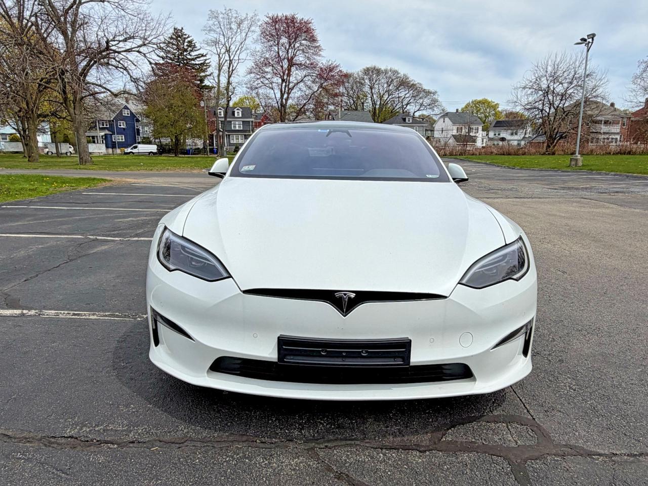 2022 Tesla Model S - Фото 7