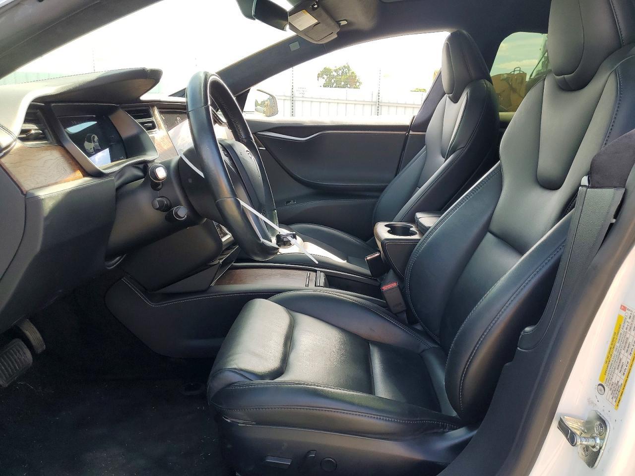 2021 Tesla Model S - Фото 7