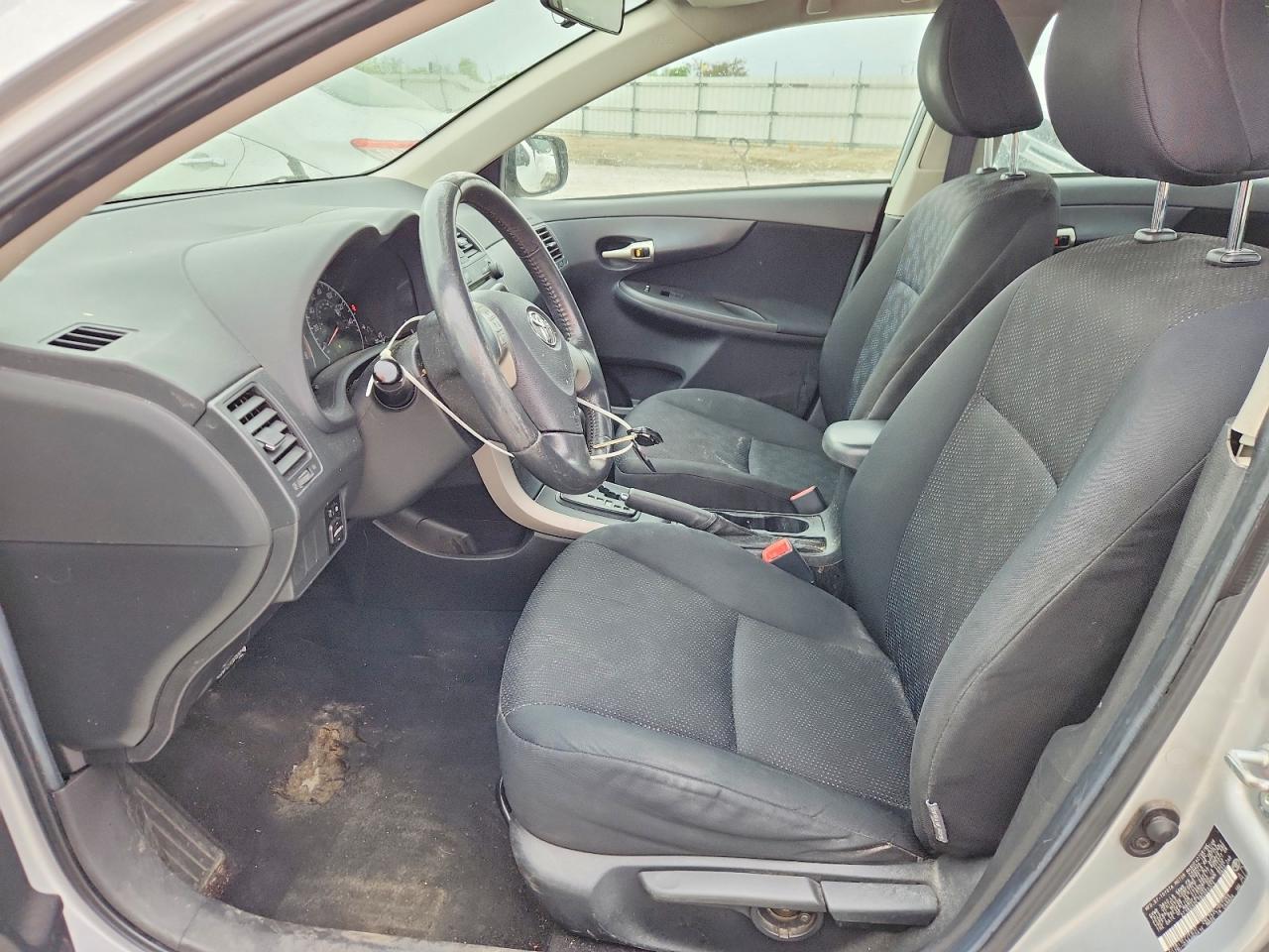 2009 Toyota Corolla S - Image 7